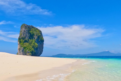 Au départ de Krabi : Les îles Phi Phi et les 4 îles - Excursion d'une journée pour les lève-tôtAu départ de Krabi : Croisière de jour pour les Îles Phi Phi (Early Bird) et déjeuner