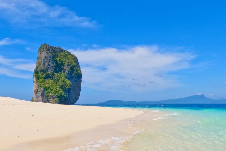 Au départ de Krabi : Les îles Phi Phi et les 4 îles - Excursion d'une journée pour les lève-tôtAu départ de Krabi : Croisière de jour pour les Îles Phi Phi (Early Bird) et déjeuner