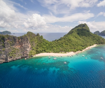 El Nido Island Hopping Tour C: Hidden Beaches & Shrine