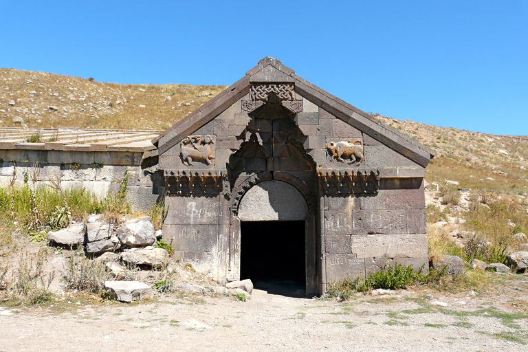 Offroad to Sevan, Areni, Selim Caravanserai &amp; Noravank