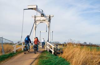 Amsterdam: Mike's Countryside E-Bike Tour, Käse & Clogs