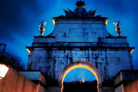 sintra the inquisitions hand private walking tour at night