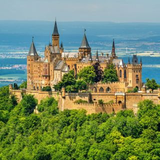 Ab Frankfurt: Tagestour zur Burg Hohenzollern