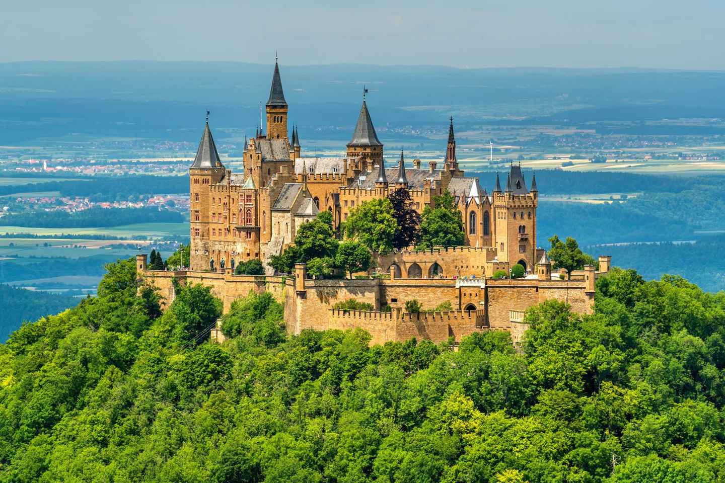 Hohenzollern Castle: Full-Day Tour from Frankfurt - Hohenzollern Castle: Full-Day Tour from Frankfurt