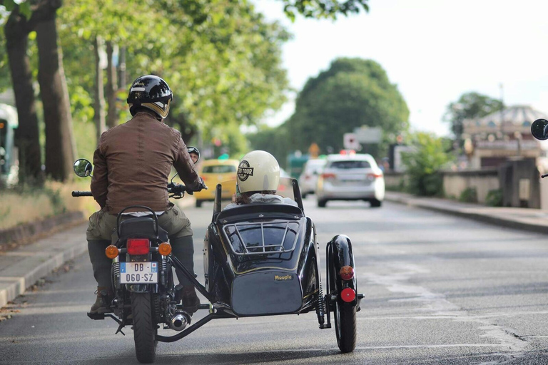 Paris: City Highlights Tour by Vintage Sidecar 1.5-Hour Great Escape Tour