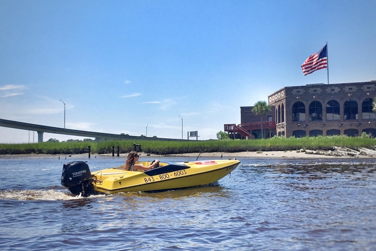 Charleston Harbour 2-godzinna łódź motorowaPodwójna łódź pasażerska