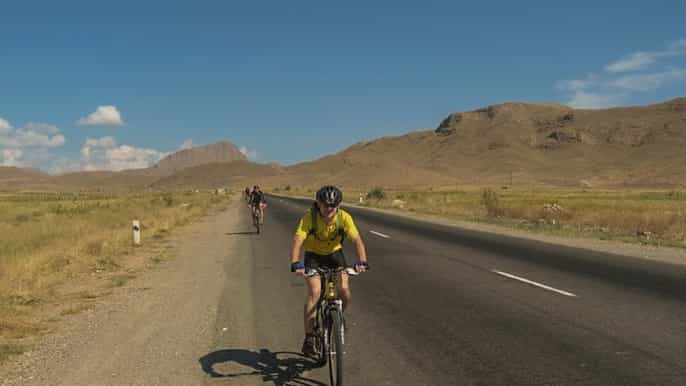 mountain bike tour in armenia