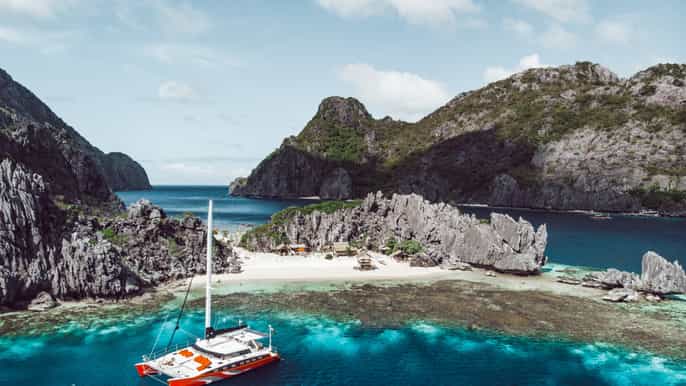 el nido fullday premium catamaran island hopping tour