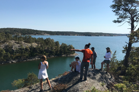 Stockholm: Stockholmer Schären Ganztagestour mit dem Kajak