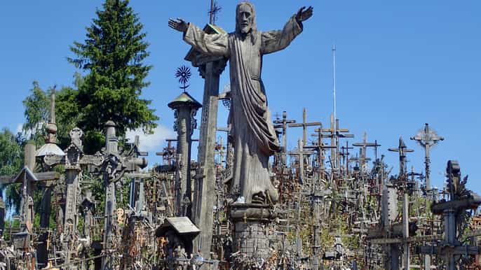 from vilnius fullday hill of crosses pakruojis manor