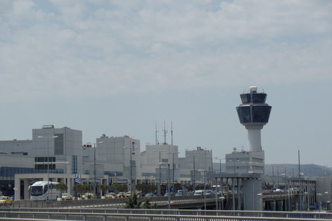 Privat transfer mellan Atens flygplats och Pireus hamnTransfer från flygplatsen till Piraeus