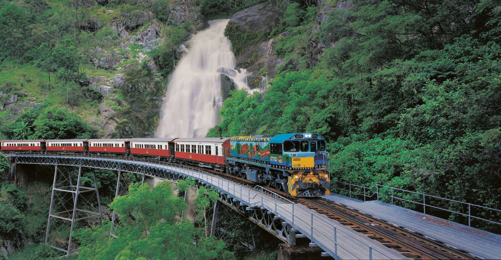 Cairns, Skyrail Cableway a Kuranda y billetes de tren - Hizvo