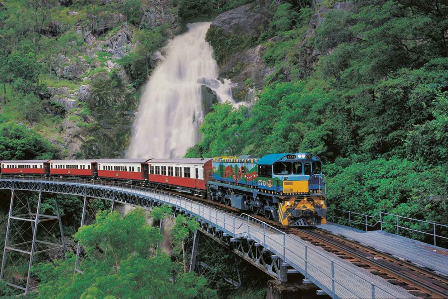 Cairns: Skyrail Cableway to Kuranda and Rail tickets - Cairns: 8:50 AM Kuranda Rail and 12:45 PM Skyrail Cableway