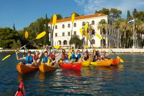 Split - 4 heures de visite guidée en kayak de mer