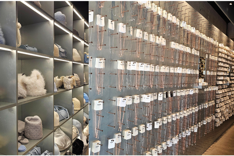 Seoul: K-Beauty Tour with Premium Clinic & Shopping