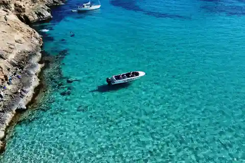 Sunset Comino Cruise & Swim Party!