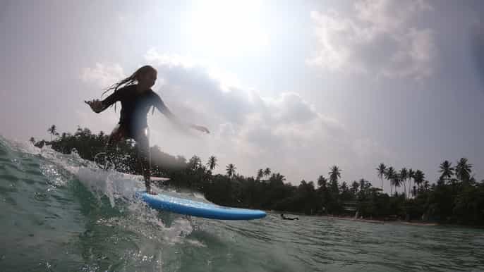 weligama 1hour beginner learn to surf lesson