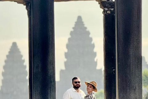 Siem Reap: Angkor Wat Private Tour with Photoshoot by TukTuk Angkor Wat Private Tour with Photoshoot (with Guide)