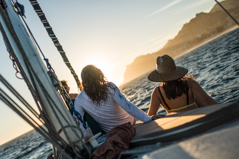 Los Cabos : Croisière partagée au coucher du soleilCroisière partagée à la voile au coucher du soleil à Cabo San Lucas SY
