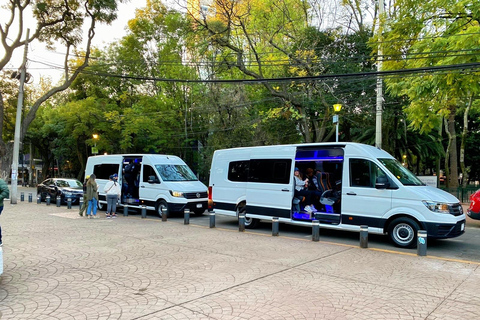 Pyramides de Teotihuacan et déjeuner chez ma grand-mèrePyramides de Teotihuacan et déjeuner chez mon Gandma