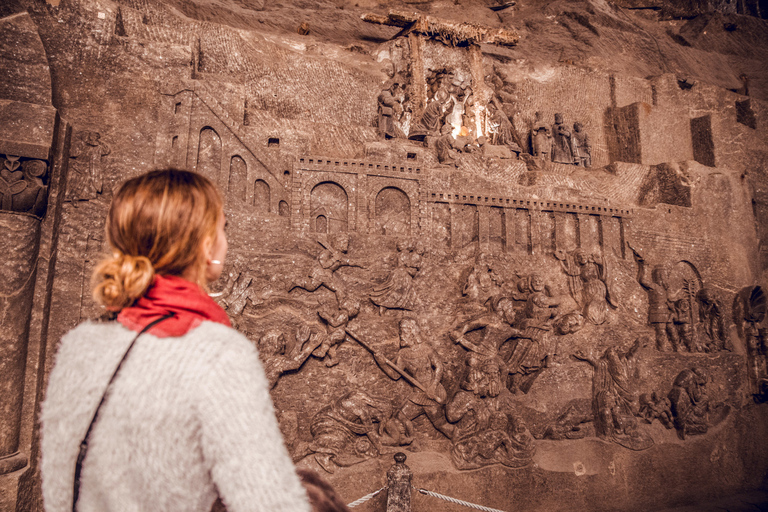 Ab Krakau: Tour im Salzbergwerk Wieliczka mit Hotelabholung