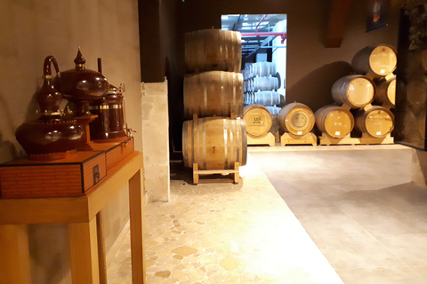 Fabbrica di Brandy di Yerevan: Tour di degustazione del brandy armenoYerevan: degustazione di cognac armeno