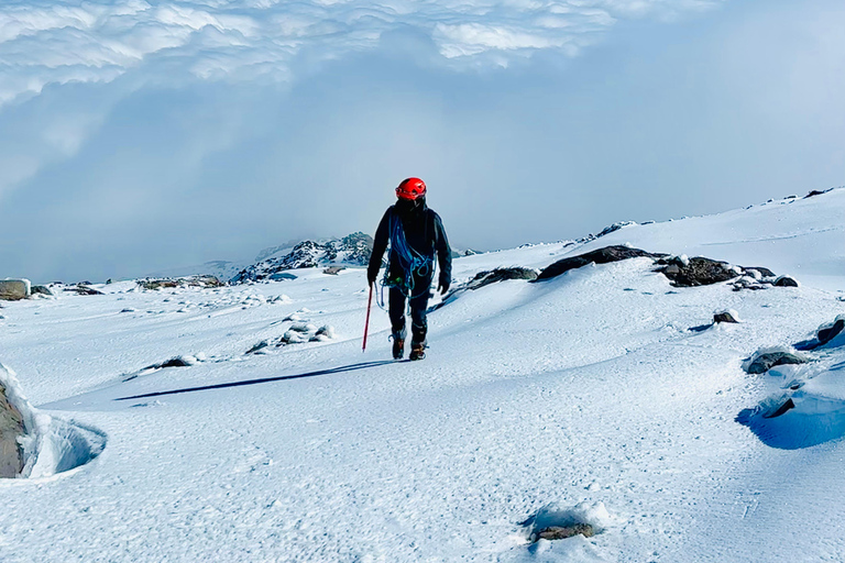 Pico de Orizaba Summit: 2-Day Tour with Gear and Personalized Tour Guide Pico de Orizaba Summit: 2-Day Tour with Equipment and Personalized Guide