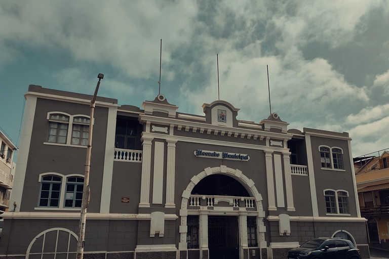 Tuk Tuk: Discover Mindelo on 3 wheels with Cooltuk: Cultural Tour