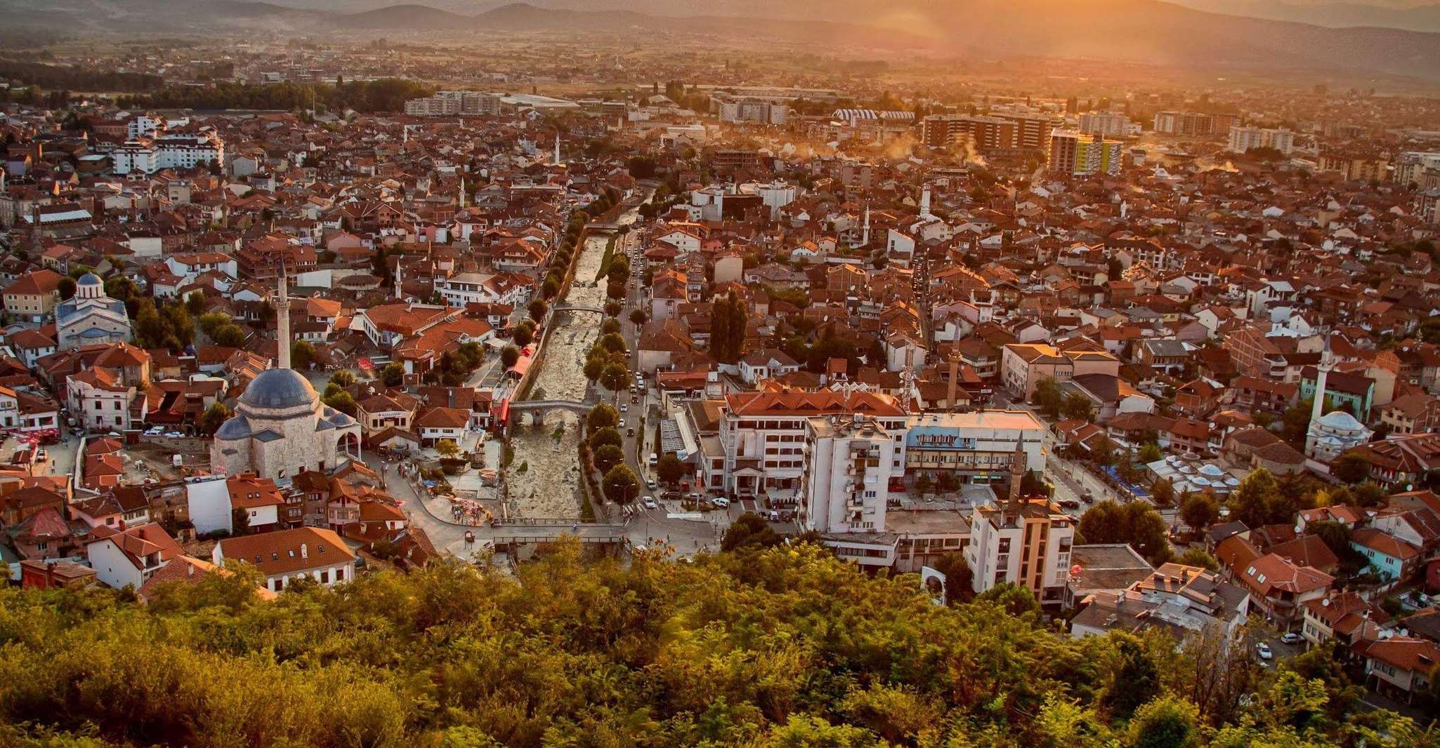 De Skopje, visite d'une journée au Kosovo à Pristina et Prizren - Hizvo