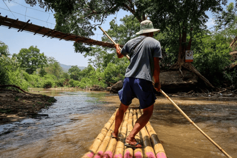 Rafting en bambú con traslados al hotel