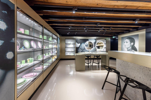 Innsbruck : visite guidée exclusive Swarovski avec boisson et cadeauInnsbruck : visite guidée exclusive de Swarovski avec boisson et cadeau