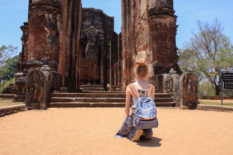 From Negombo: Full-Day UNESCO City of Anuradhapura Trip