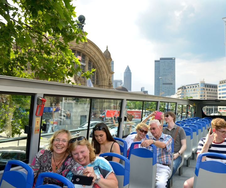 Frankfurt: Skyline eller Express hopp-på hopp-av-busstur