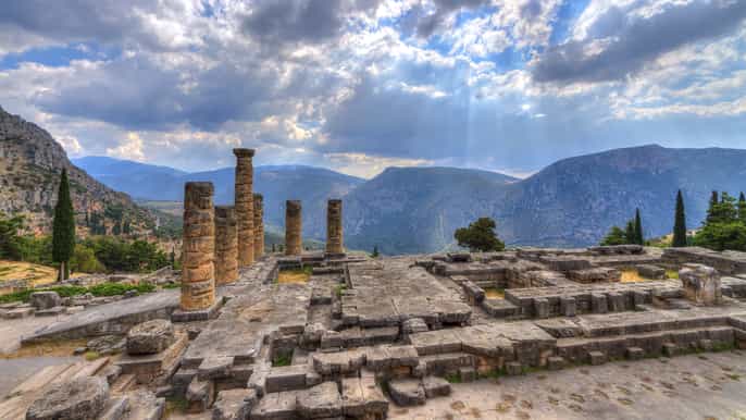 athens private divine delphi family excursion