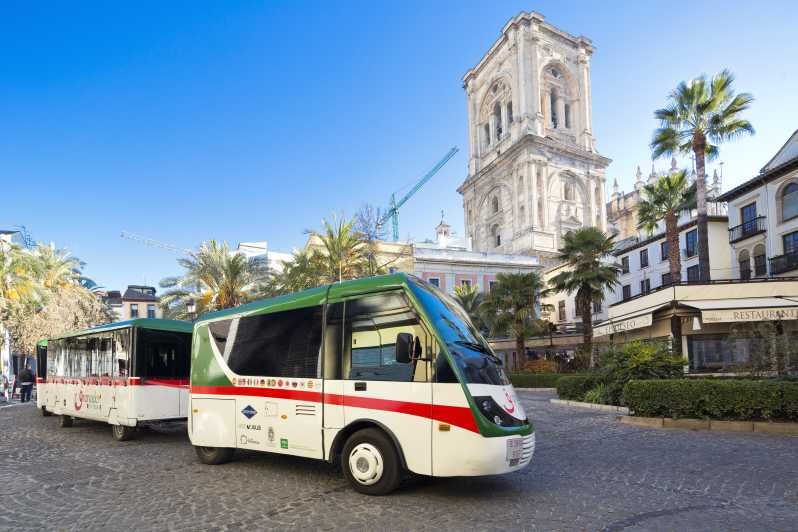 Granada: 1- oder 2-Tagesticket für den Hop-On/Hop-Off-Stadtzug