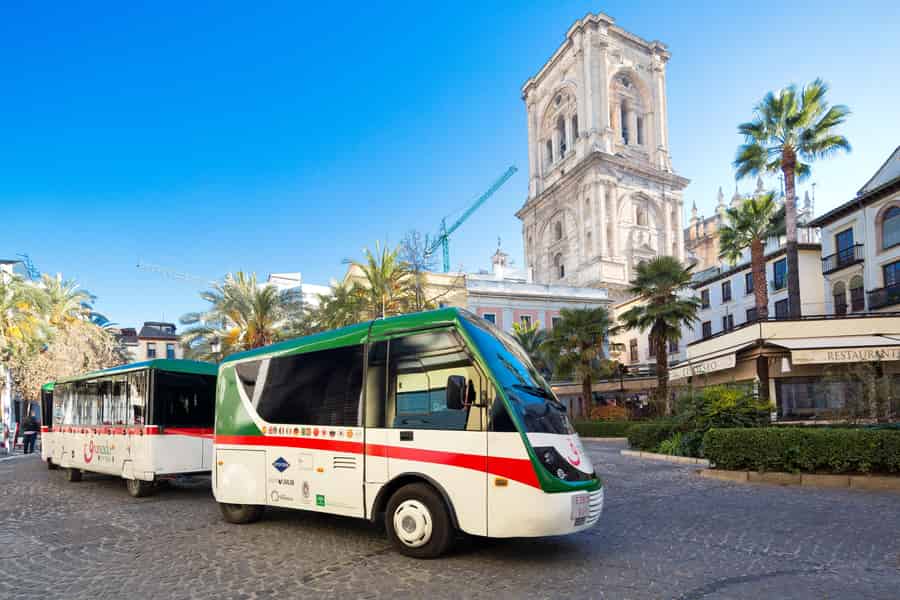 Granada City Train 1 of 2-daags Hop-On Hop-Off-ticket