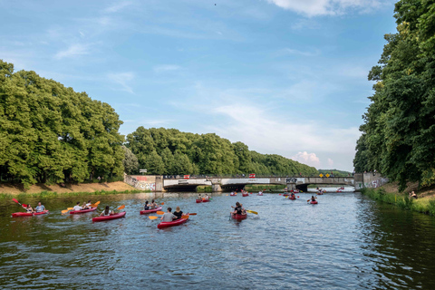 Leipzig: Karl-Heine-Canal 2 - Hour Canoe Tour