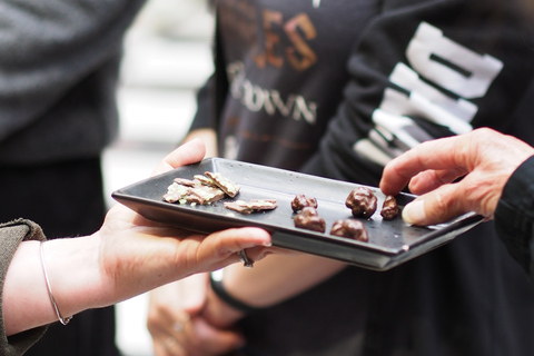 Melbourne: Guided Chocolate Walking Tour of the city