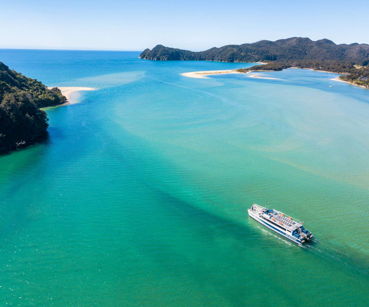 Abel Tasman National Park Cruise and Walking Tour Combo