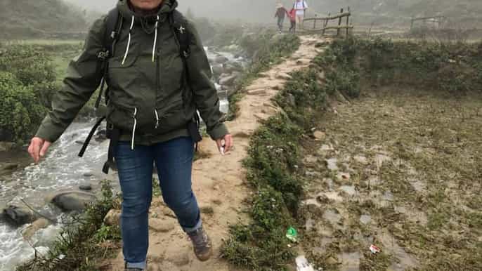 1 day group tour to ta phin village