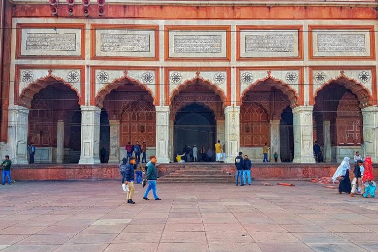 Red Fort and Old Delhi Heritage Walking and Rickshaw Tour Old Delhi Walking Tour