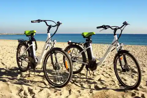 Passeio diário de 3 horas de bicicleta eléctrica em Barcelona