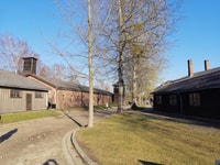 De Varsovie, Auschwitz-Birkenau Tour en voiture - Hizvo