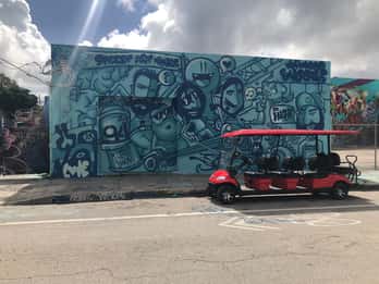 Miami: Street-Art-Tour im Golfcart durch Wynwood Miami: Street-Art-Tour im Golfcart durch Wynwood