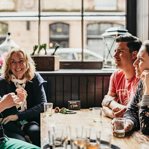 Edinburgh: Old Town Guided Walking Tour and Beer Tasting