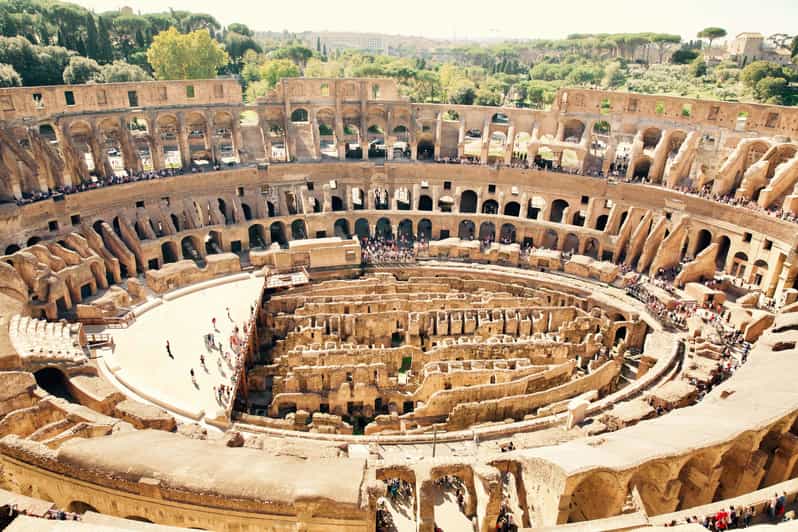 Roma: experiență la Colosseum și tur privat de vizitare a obiectivelor ...