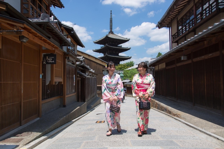 Kyoto: fotoshoot met een privé-vakantiefotograaf1 uur + 30 foto's op 1-2 locaties