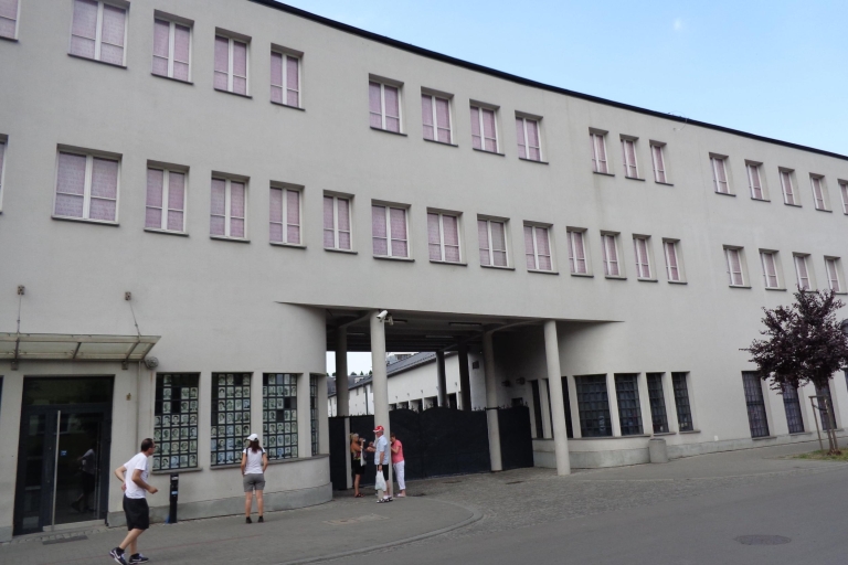 Krakau: Privat-Rundgang durch Oskar Schindlers Emaillefabrik4-stündige Privattour