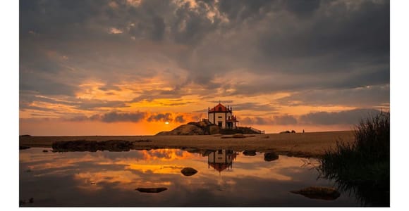 Coastal tour: the beaches of Porto, Gaia and Espinho in a 100% Portuguese jeep!!