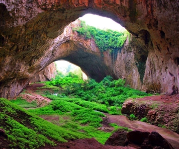 Sofia: Lovech, Devetaki Cave and Krushuna Waterfalls Tour